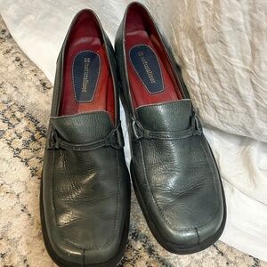 Naturalizer Women's Green Slip on Shoes US Size 8